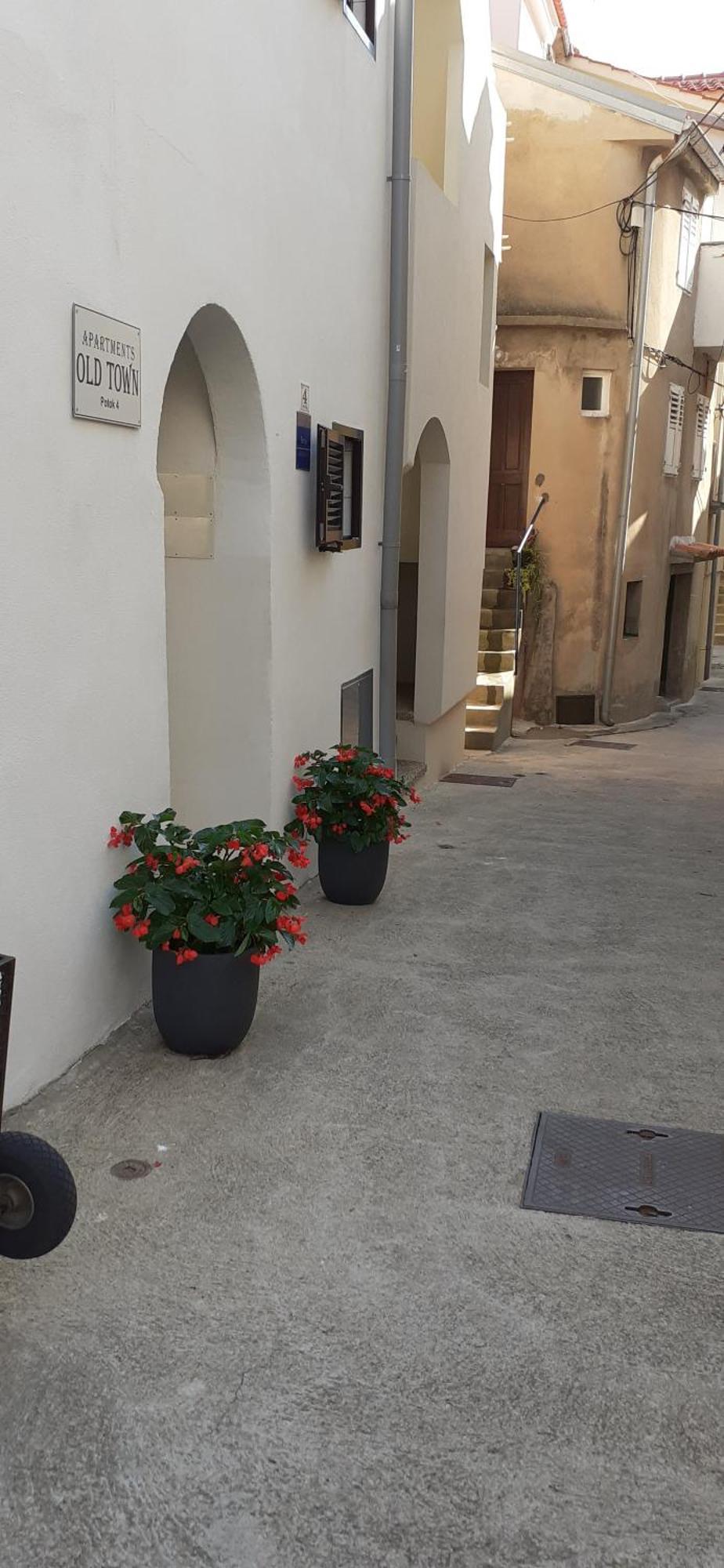 Old Town Lux Apartment Baska  Ngoại thất bức ảnh