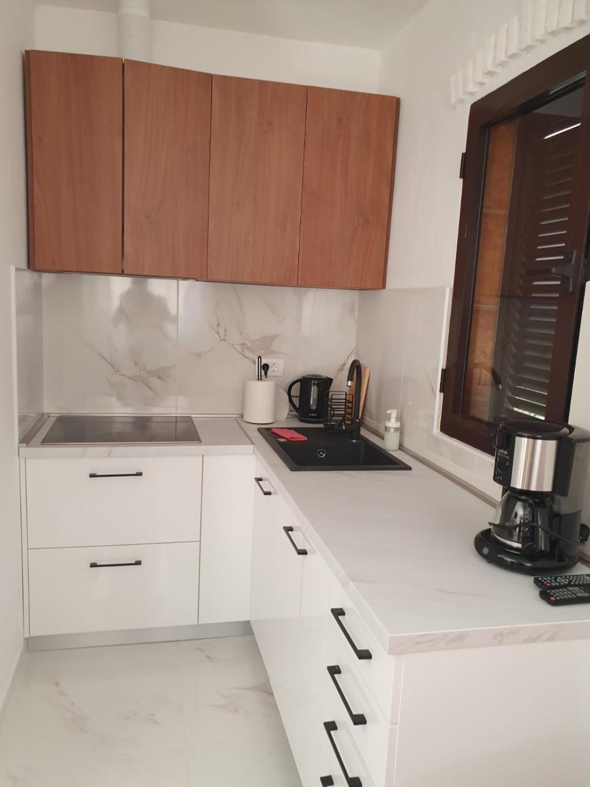 Old Town Lux Apartment Baska  Ngoại thất bức ảnh